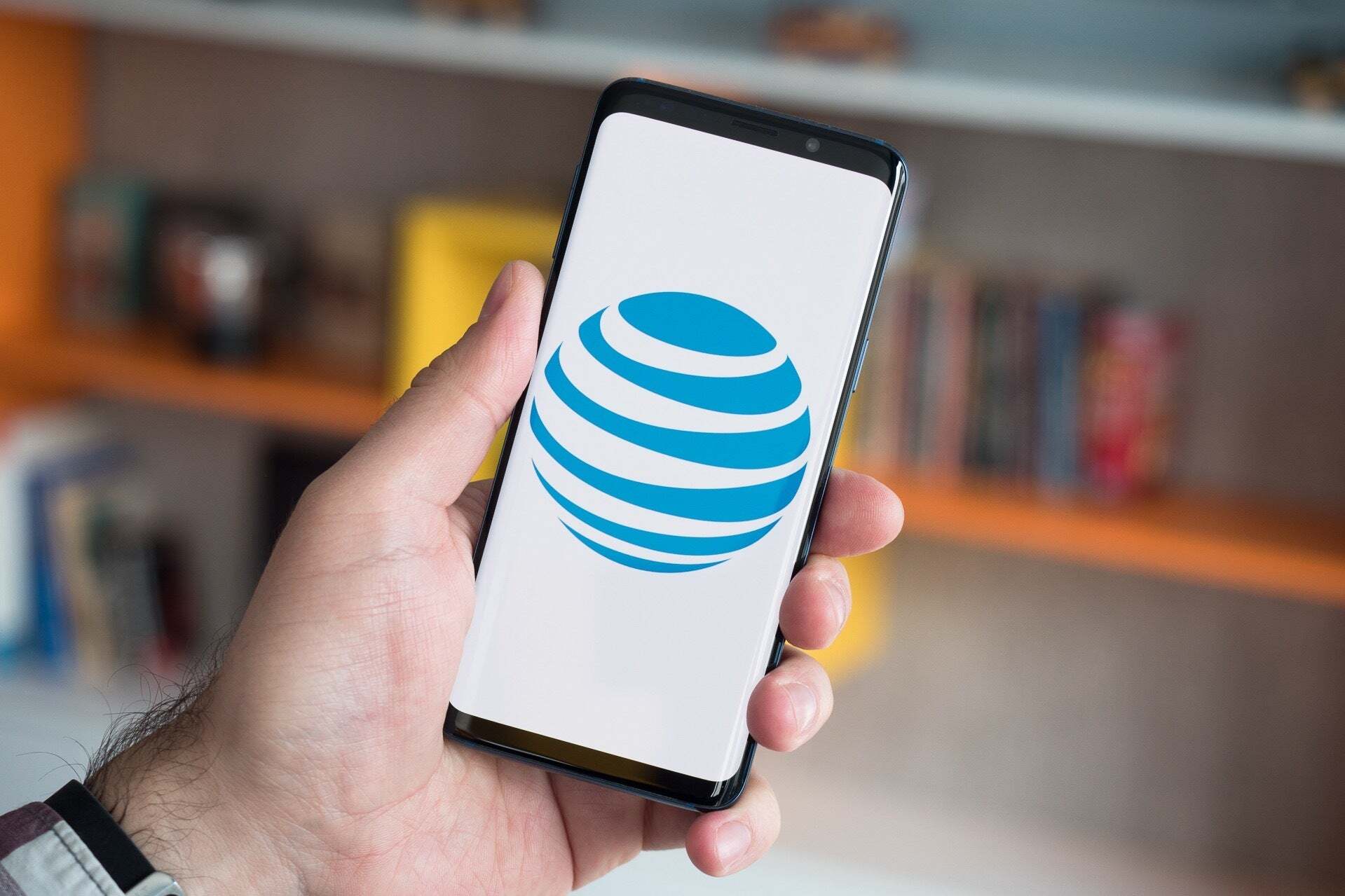 اعتبار تصویر - Phonearena - آیا چک AT & T شما در این ماه کوتاه است؟ شما تنها نیستید