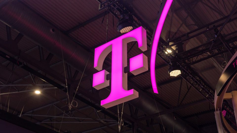 در این بخش از آمریکا ، قطع قطع موبایل T-Mobile و Mint تا سه روز طول می کشد