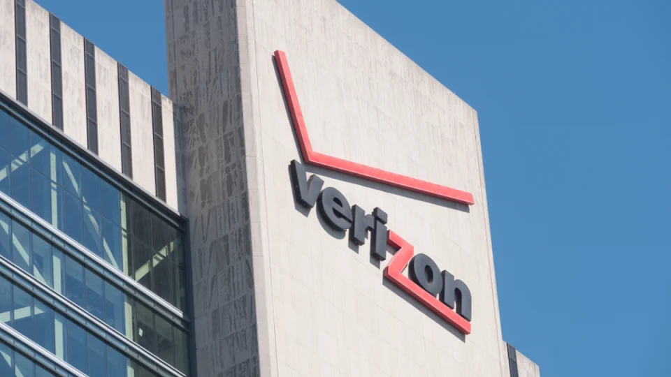 مشتریان Verizon به دلیل کوتاه بودن شرکت با عواقب مالی روبرو خواهند شد