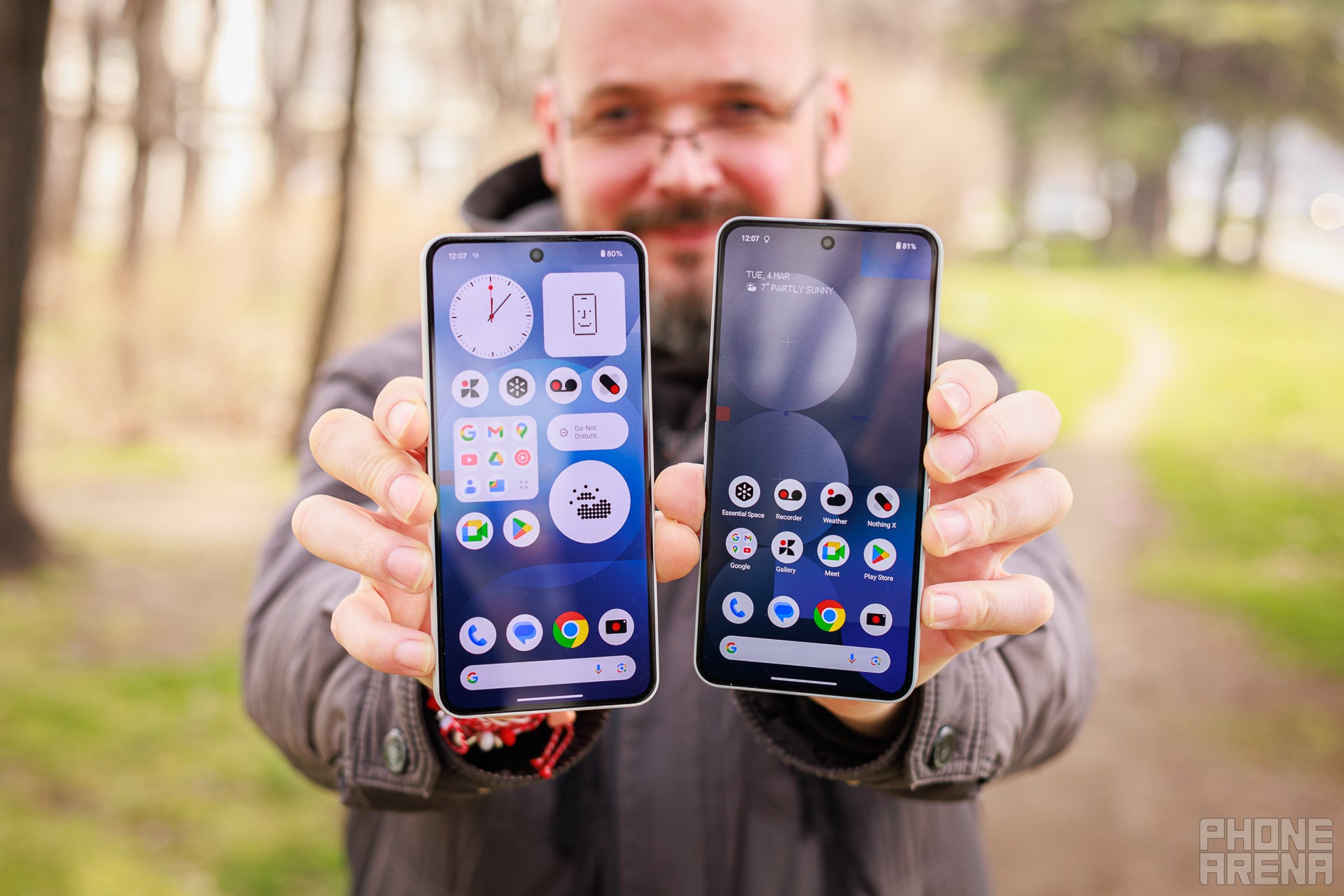 اساساً همان صفحه (اعتبار تصویر - phonearena) - هیچ تلفن (3A) در مقابل هیچ تلفن (3A) Pro: تفاوت چیست؟
