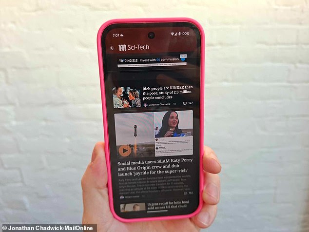 MailOnline گوشی جدید را آزمایش می کند ، که به عنوان یک جایگزین در دسترس تر برای پرچمدار Google's Pixel 9 (799 پوند) توصیف شده است