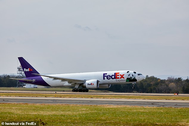 یک مطالعه نشان می دهد که این کار می تواند با استفاده از هواپیماهای موجود مانند Boeing 777F پرواز در ارتفاعات هشت مایل (13 کیلومتری) انجام شود ، نه ارتفاعات بیش از 12 مایل (20 کیلومتر) که قبلاً لازم بود