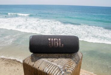 با کیفیت JBL Flip 6 به بهترین قیمت خود در سال 2025 می رسد ، اما فقط برای مدتی کوتاه