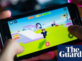 "مردی به او نزدیک شد": والدین مشکلات Roblox فرزندان خود را توصیف می کنند | ایمنی اینترنت