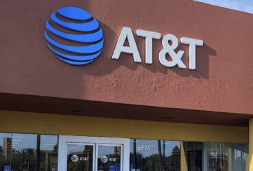 پیروزی دادگاه AT&T در برابر FCC خبر خوبی برای T-Mobile و Verizon است اما برای مشتریان کم است