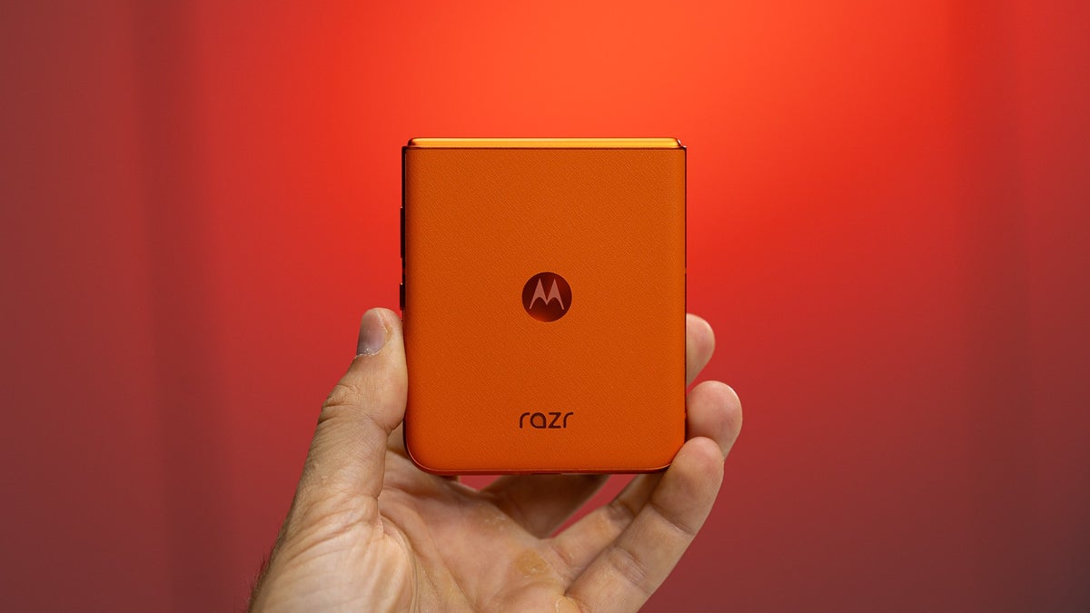 200 دلار عظیم در Motorola Razr (2024) در فروشگاه رسمی ذخیره کنید