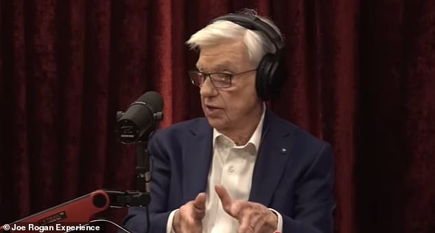 دانشمند سابق دولت هال پوتوف بخشی از برنامه مشاهده از راه دور سیا و همچنین یک مشاور مخفی در مورد موضوعات مربوط به UFO و فناوری بیگانه بوده است