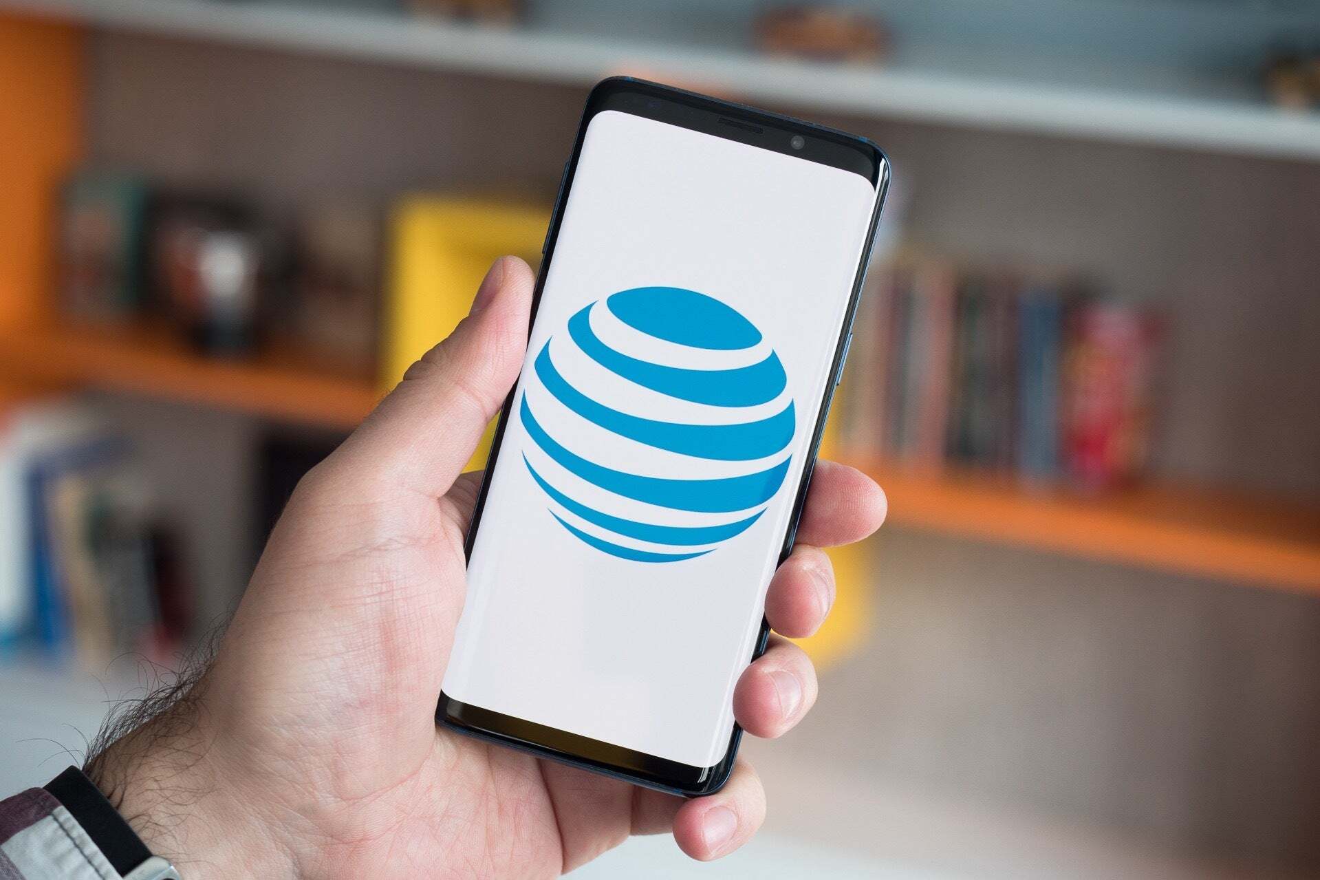 AT&T انتخاب بسیاری از شرکت های آمریکایی است. | اعتبار تصویر - Phonearena - فرهنگ Tipping در برابر خواسته های شرکت به فروشگاه های فیزیکی AT&T می رسد