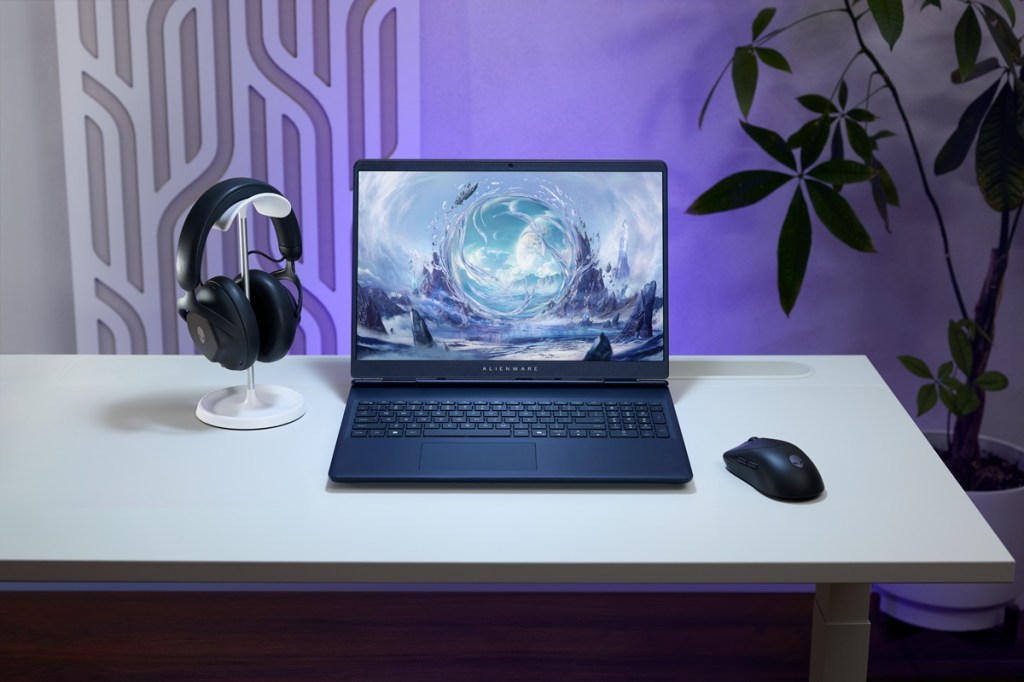Alienware لپ تاپ های کلاس شفق قطبی را برای گیمرهای میان رده فاش می کند