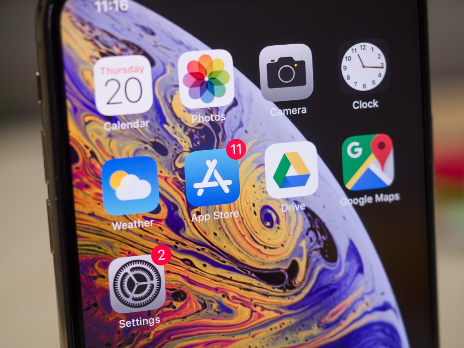 اپل یک بسته محکم در فروشگاه App نگه می دارد. | اعتبار تصویر - Phonearena - اپل به دلیل ادعای آن را نمی داند حاشیه سود فروشگاه برنامه را نمی داند