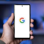 Google ویجت جستجوی جدید Google را برای Android با نماد میانبر سفارشی بیرون می کشد