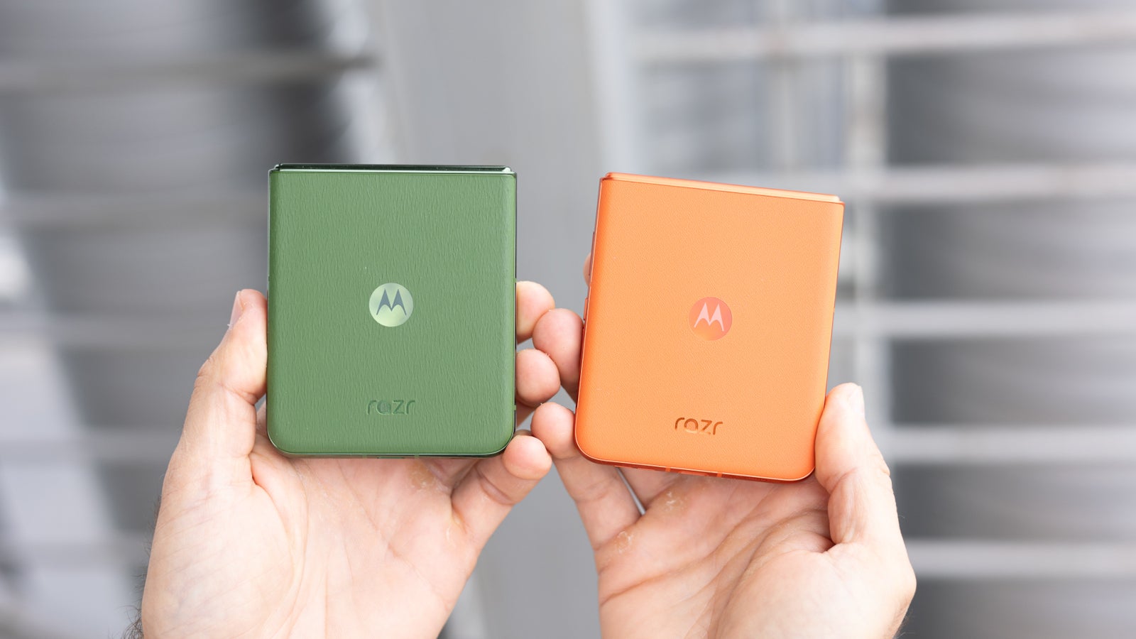 با کمال تعجب ، Motorola Razr+ (2024) در اوایل ایالات متحده Android 15 را دریافت می کند