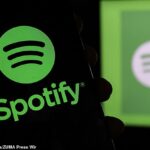 Spotify پایین است: برنامه پخش موسیقی برای هزاران کاربر در سراسر انگلیس خراب می شود