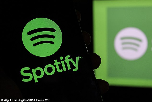 Spotify پایین است: برنامه پخش موسیقی برای هزاران کاربر در سراسر انگلیس خراب می شود