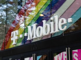 T-Mobile ، Uscellular از FCC می خواهد که عجله کند و معامله پیشنهادی آنها را تصویب کند