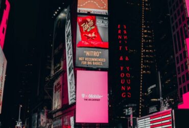 T-Mobile پیشنهاد دیگری را ترسیم می کند ، و باعث می شود کاربران نقطه برنامه Perks را زیر سوال ببرند