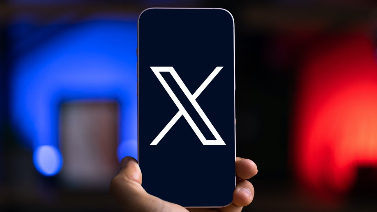 X (با نام مستعار توییتر) از صبح شنبه در سراسر جهان پایین است