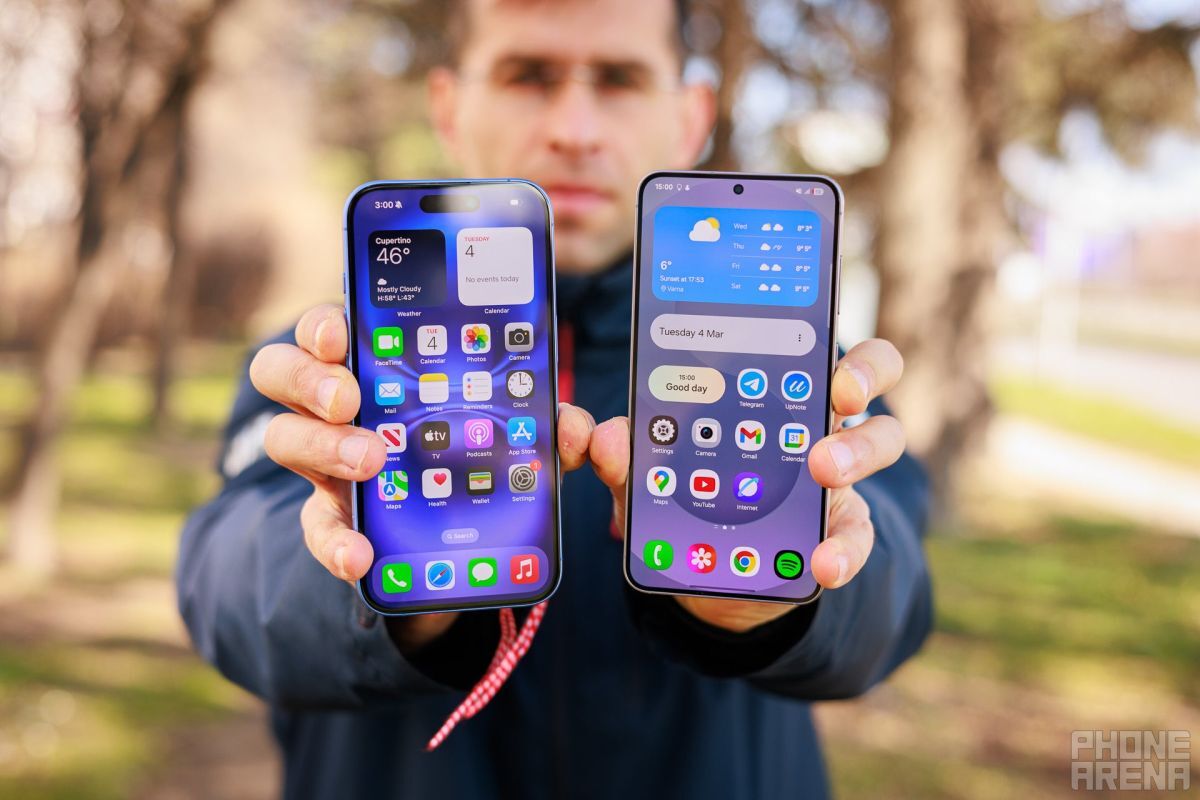 اپل آیفون 16E و سامسونگ Galaxy S25