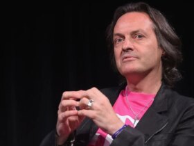 آیا داستان پارچه های T-Mobile به عنوان یک سفر دور به پایان می رسد؟