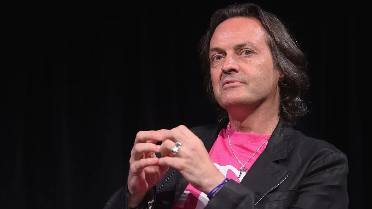 آیا داستان پارچه های T-Mobile به عنوان یک سفر دور به پایان می رسد؟
