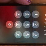 اگر از این شماره های پین در تلفن iOS یا Android خود استفاده می کنید ، بلافاصله آنها را تغییر دهید