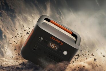 این بسته نرم افزاری Jackery Explorer 1000 V2 دشوار است که با 600 دلار تخفیف عبور کند