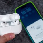 تماشا می شود؟ هشدار در مورد AirPods به عنوان متخصصان فاش می کنند رئیس شما می تواند حرکات شما را ردیابی کند