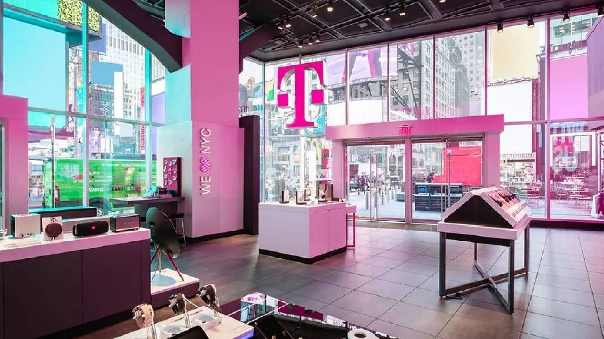 حتی یک مدیر موفق یک فروشگاه TPR T-Mobile هیچ امنیت شغلی ندارد