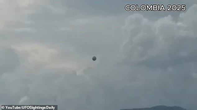 دانشمندانی که در حال مطالعه UFO کروی هستند می گویند که آنها فناوری بیگانه را کشف کرده اند
