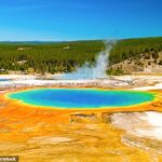 زلزله شهر ایالات متحده مایل از Supervolcano را به عنوان ترس از بازگشت فوران به تأخیر می اندازد