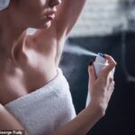 شما از دئودورانت اشتباه استفاده می کنید! کارشناسان اشتباه رایج "کاهش اثربخشی" را نشان می دهند - و چرا هرگز نباید در طول روز دوباره استفاده کنید