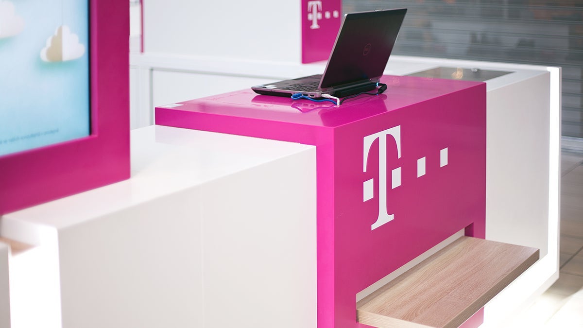 مشتریان T-Mobile را انتخاب کنید که پاداش ویژه ای در انتظار آنها در تاریخ 8 ماه مه خواهد داشت