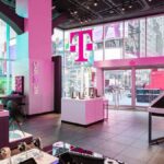 چیزهای فوق العاده سایه دار در فروشگاه های T-Mobile TPR متعلق به و اداره شده توسط Arch Telecom ادامه دارد